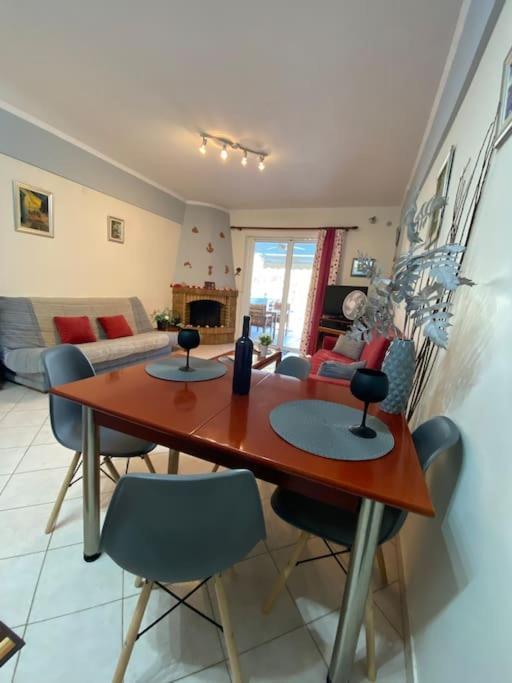 Deval • Kiveri Apartment • Екстериор снимка